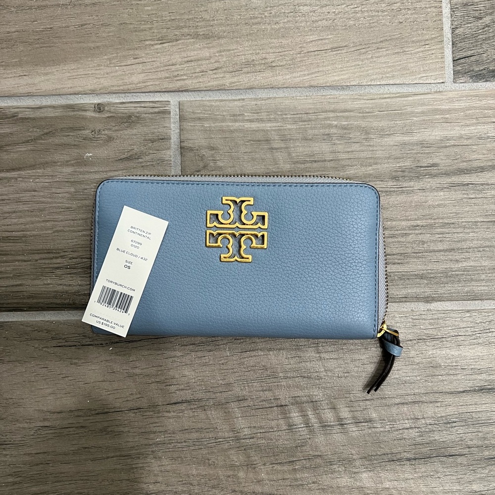 NWT Tory Burch light blue wallet